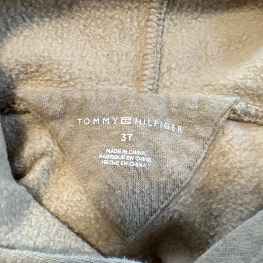 Tommy Hilfiger excellent preowned